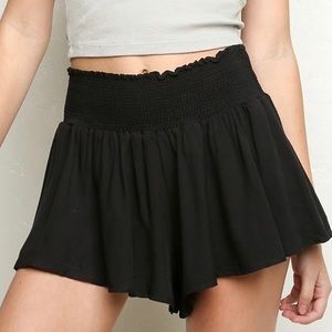BRANDY MELVILLE SHORTS